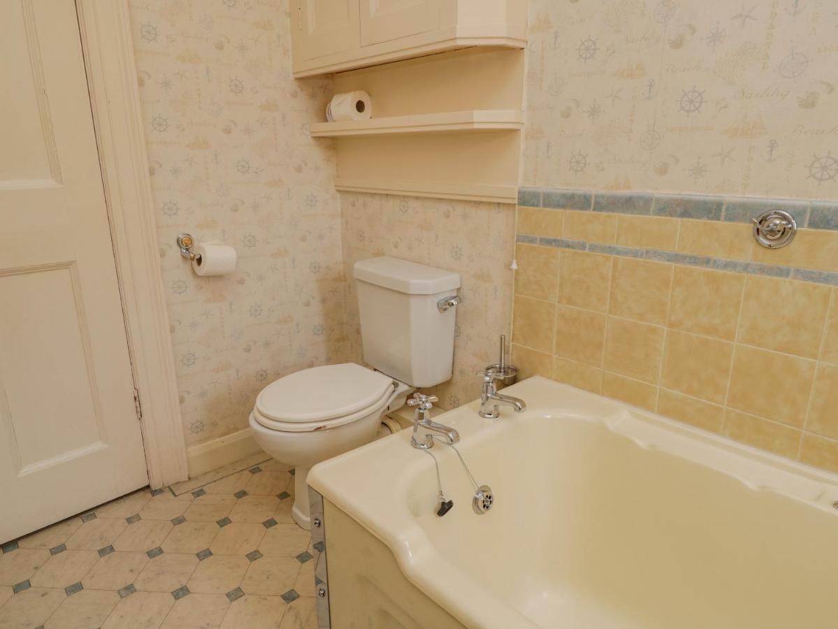Villa 1 Deepdale Avenue à Scarborough Extérieur photo